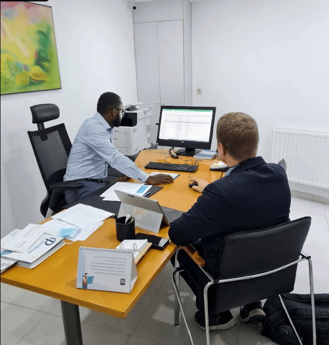 Claver Insurance — consultation en cabinet