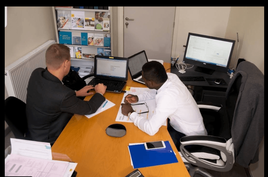 Claver Insurance — réunion avec client